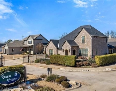 1001 Quarry Court - Photo Thumbnail 3