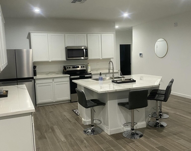 48506 N Duran Way - Photo Thumbnail 14