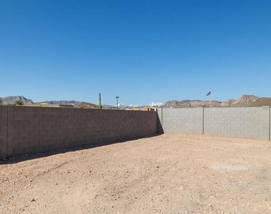 48506 N Duran Way - Photo Thumbnail 12