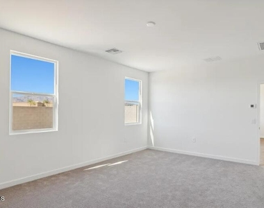 48506 N Duran Way - Photo Thumbnail 9