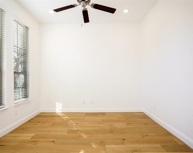 7470 Sanctuary Drive - Photo Thumbnail 8