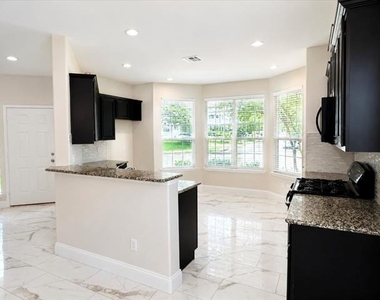 2301 Rodgers Lane - Photo Thumbnail 16