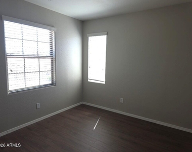 2547 E Bart Street - Photo Thumbnail 15