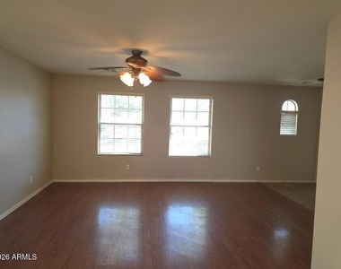 2547 E Bart Street - Photo Thumbnail 6