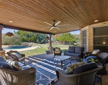 5801 Hathaway Drive - Photo Thumbnail 27