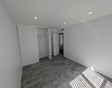 1733 N Congress Avenue - Photo Thumbnail 30