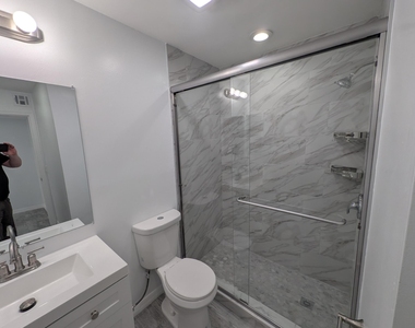 1733 N Congress Avenue - Photo Thumbnail 15