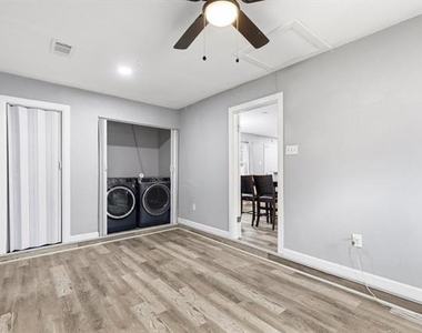 6331 Fenway Street - Photo Thumbnail 21