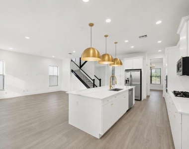 6020 Curie Place - Photo Thumbnail 5