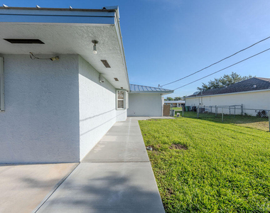 651 Se Degan Drive - Photo Thumbnail 28