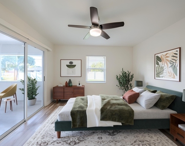 651 Se Degan Drive - Photo Thumbnail 17