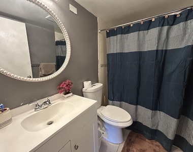 1007 Green Pine Boulevard - Photo Thumbnail 15