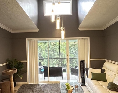 1007 Green Pine Boulevard - Photo Thumbnail 3