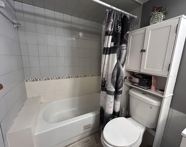 1007 Green Pine Boulevard - Photo Thumbnail 12