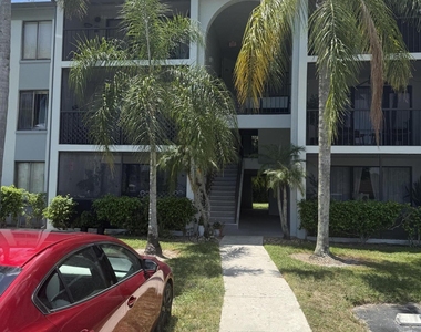 1007 Green Pine Boulevard - Photo Thumbnail 28