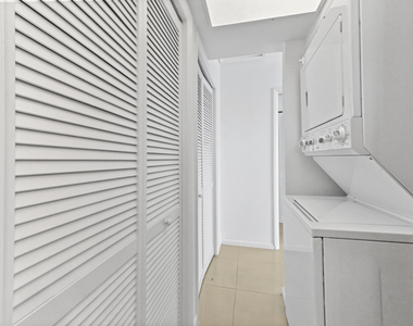2755 Ne 28th Avenue - Photo Thumbnail 13