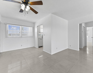 2755 Ne 28th Avenue - Photo Thumbnail 5