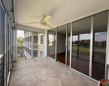 4030 W Palm Aire Drive - Photo Thumbnail 15