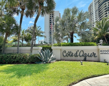 4200 N Ocean Drive - Photo Thumbnail 18