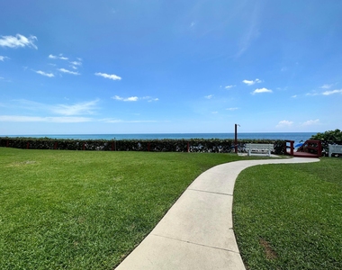 4200 N Ocean Drive - Photo Thumbnail 20