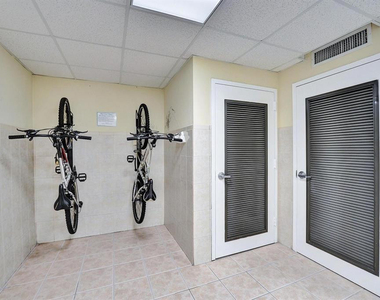 151 Ne 16th Avenue - Photo Thumbnail 14