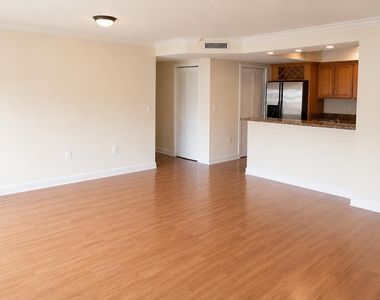 151 Ne 16th Avenue - Photo Thumbnail 5