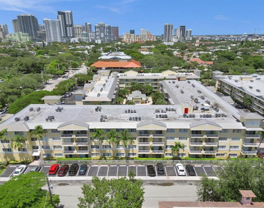 151 Ne 16th Avenue - Photo Thumbnail 20
