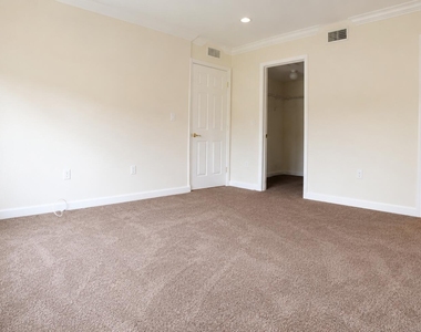 151 Ne 16th Avenue - Photo Thumbnail 8