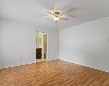 13945 Langley Place - Photo Thumbnail 49
