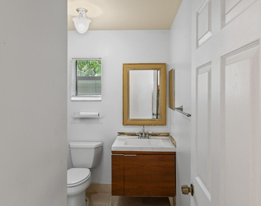 13945 Langley Place - Photo Thumbnail 44