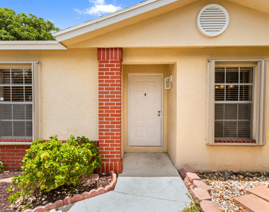 13945 Langley Place - Photo Thumbnail 41