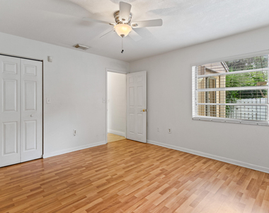13945 Langley Place - Photo Thumbnail 34