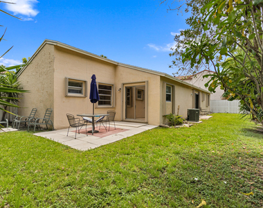 13945 Langley Place - Photo Thumbnail 9