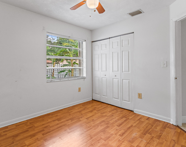 13945 Langley Place - Photo Thumbnail 3