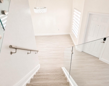 12204 Sw 25th Court - Photo Thumbnail 7