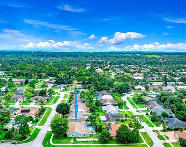 574 Juniper Place - Photo Thumbnail 7