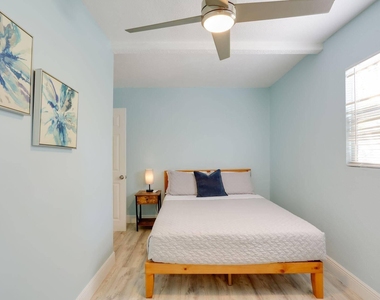 216 S M Street - Photo Thumbnail 16