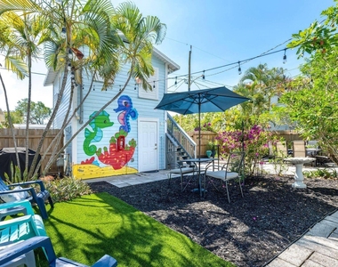 216 S M Street - Photo Thumbnail 17
