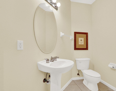 8319 Mulligan Circle - Photo Thumbnail 16