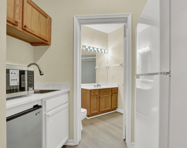 8319 Mulligan Circle - Photo Thumbnail 21