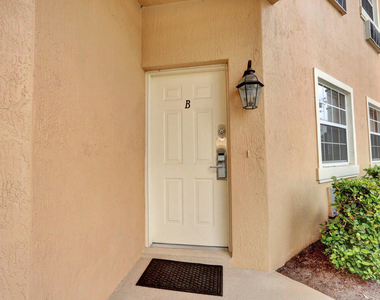 8319 Mulligan Circle - Photo Thumbnail 17