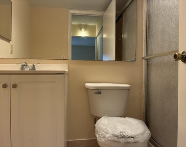 726 Sunny Pine Way - Photo Thumbnail 7