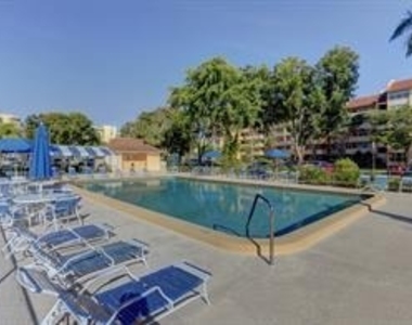 3801 Environ Boulevard - Photo Thumbnail 2