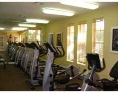 1267 Sw 46th Avenue - Photo Thumbnail 2