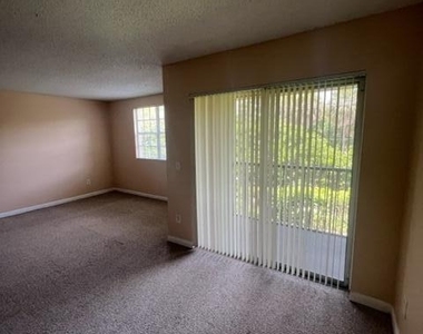 1267 Sw 46th Avenue - Photo Thumbnail 24