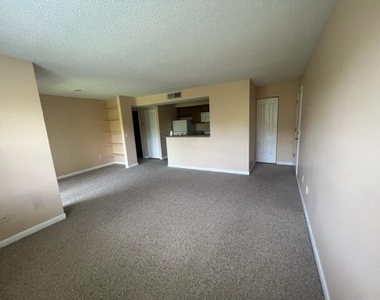 1267 Sw 46th Avenue - Photo Thumbnail 15
