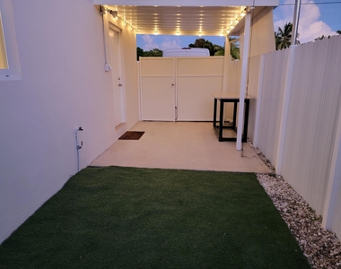 1611 Nw 63rd Avenue - Photo Thumbnail 1