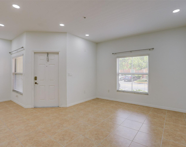 2851 W Prospect Road - Photo Thumbnail 3