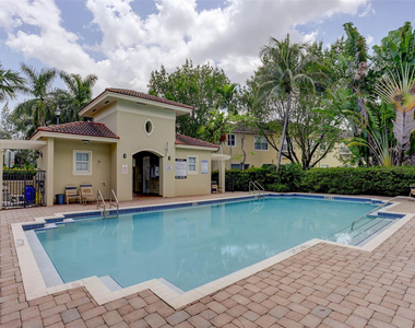2851 W Prospect Road - Photo Thumbnail 27