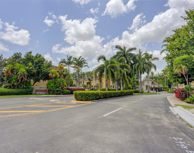 2851 W Prospect Road - Photo Thumbnail 28